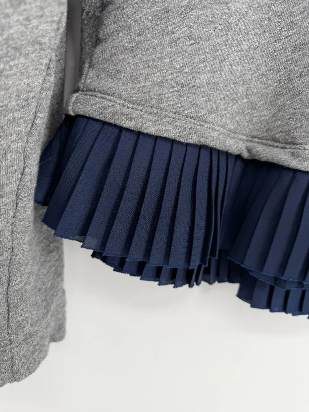 J.Crew Gray Navy Double Pleated Hem Coastal Sweatshirt Women’s Small